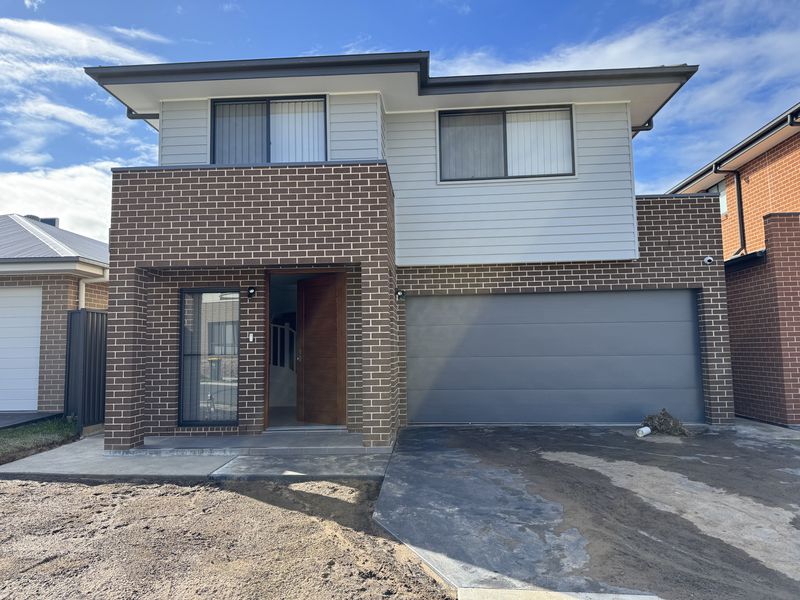 63 Fuzzweed Road, Leppington