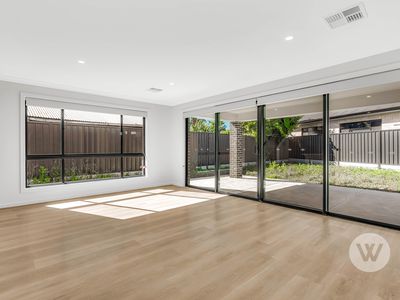 8B Palumbo Avenue, Newton