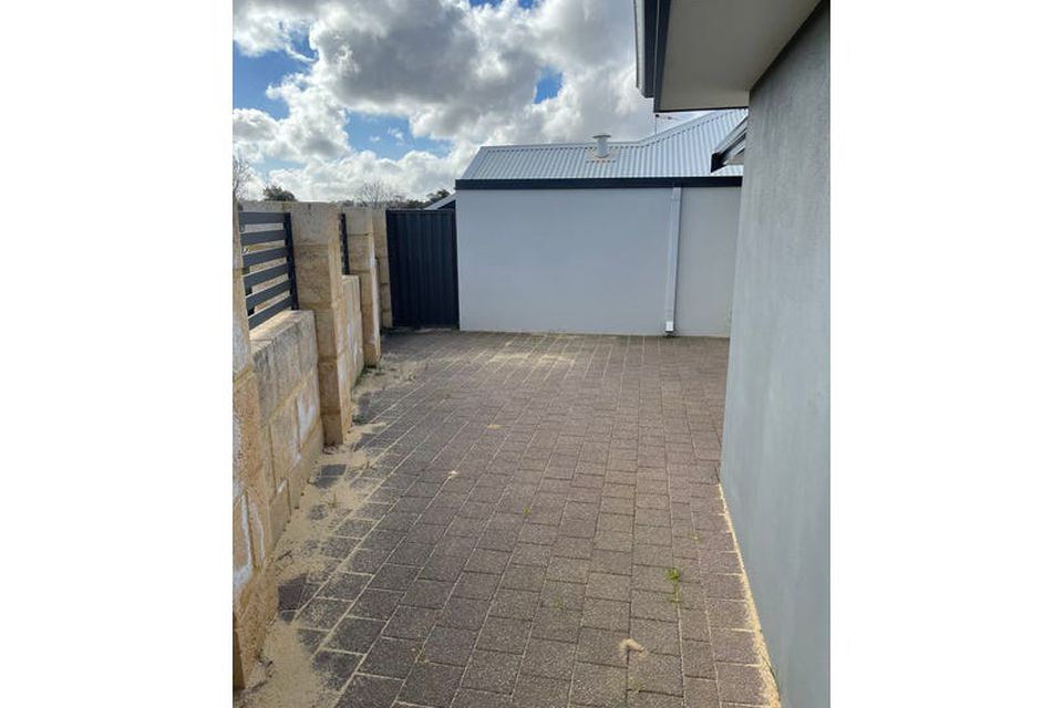 2 / 4 Vigo Cove, Baldivis