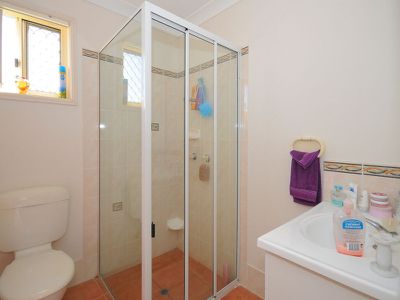 11 FAYE AVENUE, Scarness