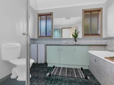 103 Walls Road, Werribee