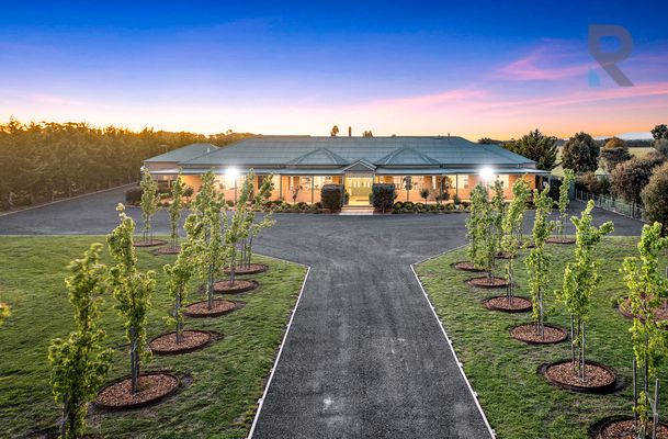 35 The Ridge, Oaklands Junction