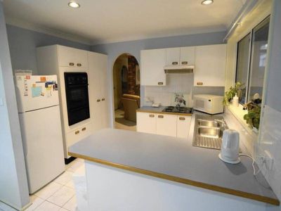 4 West Close, Hawks Nest