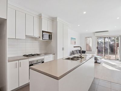 4 / 2 Mcintosh Street, Queanbeyan