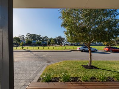 27 Coruscant Glade, Baldivis