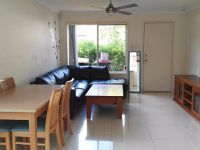 2 / 88 Bleasby Road, Eight Mile Plains