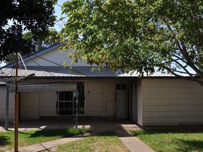 16 Bogan Street, Forbes