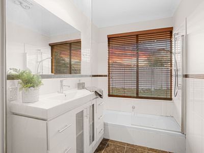 89 Aitken Drive, Winthrop
