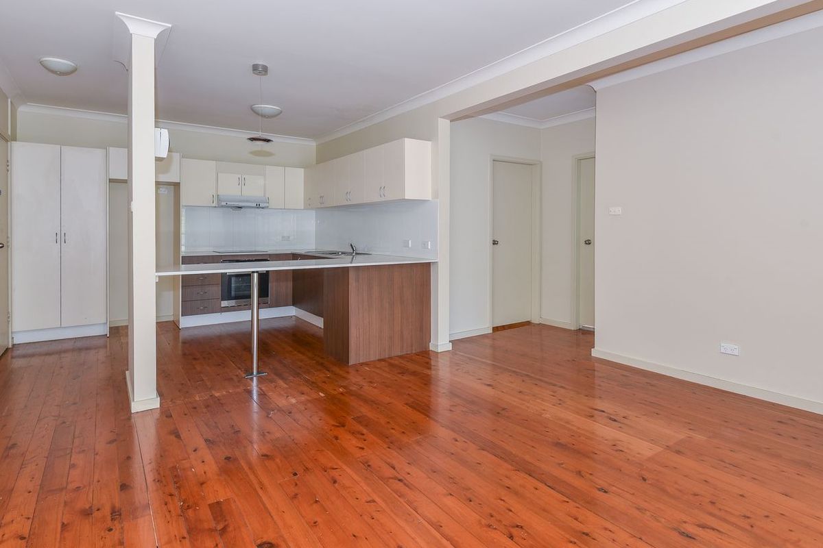 4 / 10 Margin Street, Gosford