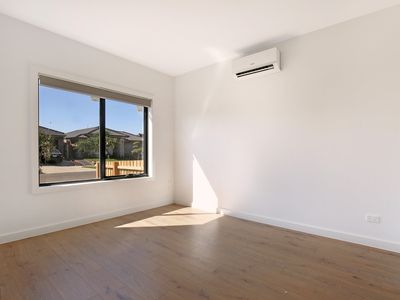 14 England Street, Werribee