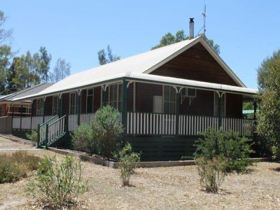 27 Wattle Drive, Heathcote