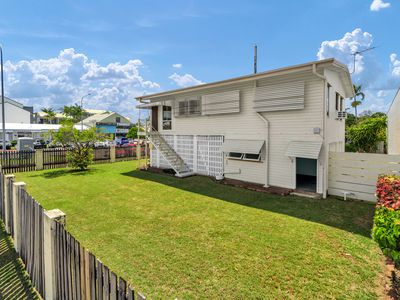 120 Mcleod Street, Cairns City