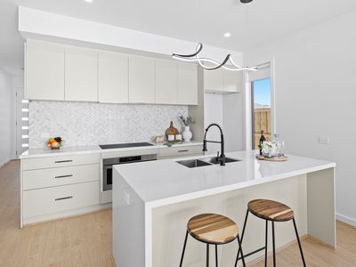 9 Pursuit Street, Mambourin