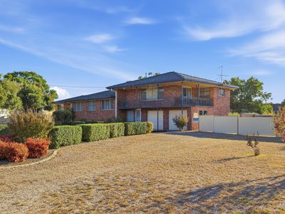 11 Mcdonald Crescent, Tamworth