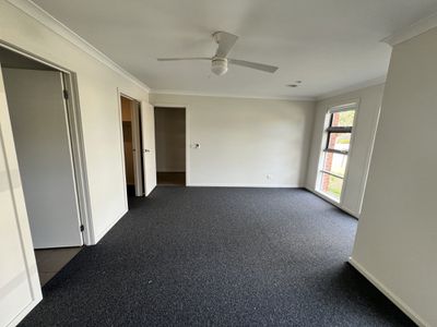 19 Canopus Crescent, Lara