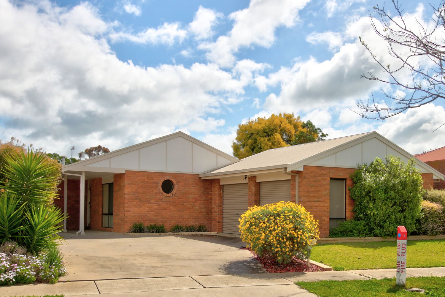 1 Harmer Court, Horsham