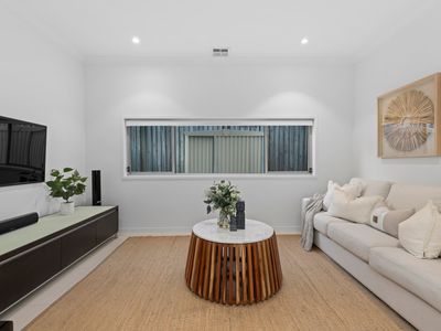 19 Feathertail Place, Gumdale