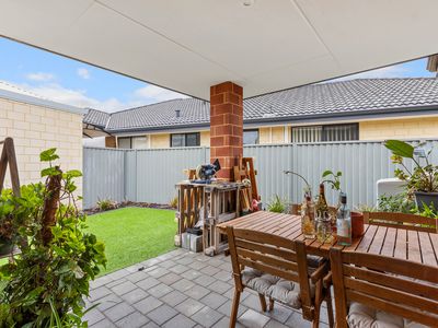 27 Jubilee Avenue, Success