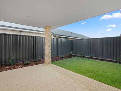 4 Lustre Rd, Baldivis