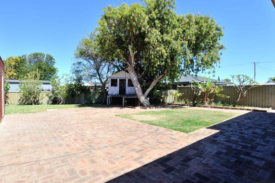 34 Hawker Street , Safety Bay