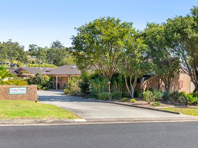 4 / 11 Eric Fenning Drive, Surf Beach