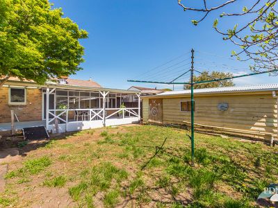 5 Centre Avenue, Werribee