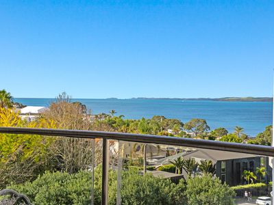 4E/175 Hurstmere Road, Takapuna