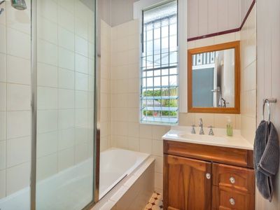 2A Rowland Terrace, Sadliers Crossing