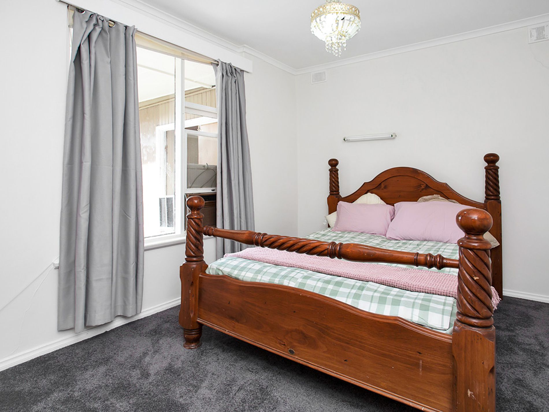 9 Canis Avenue, Hope Valley