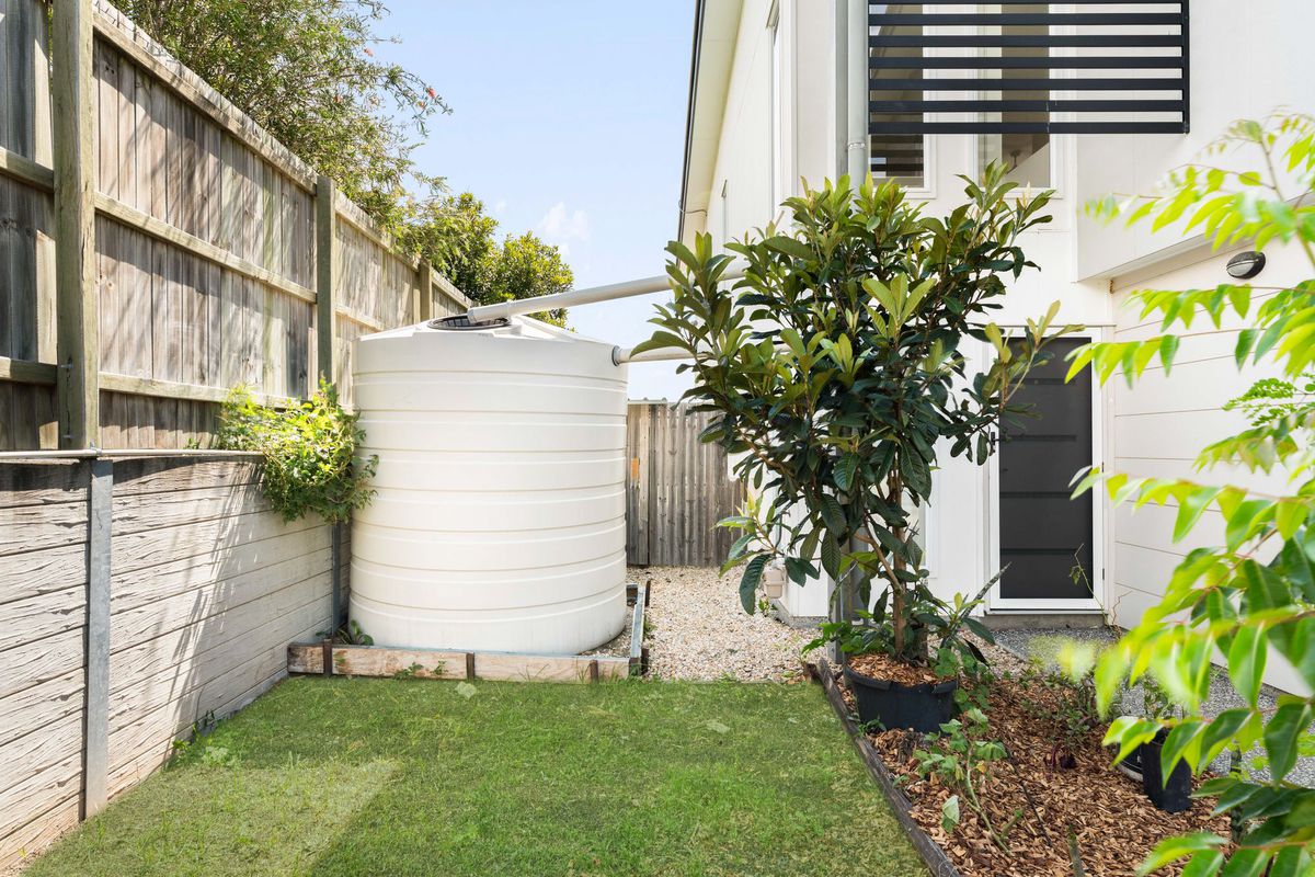 4 Larcom Crescent, Redbank Plains