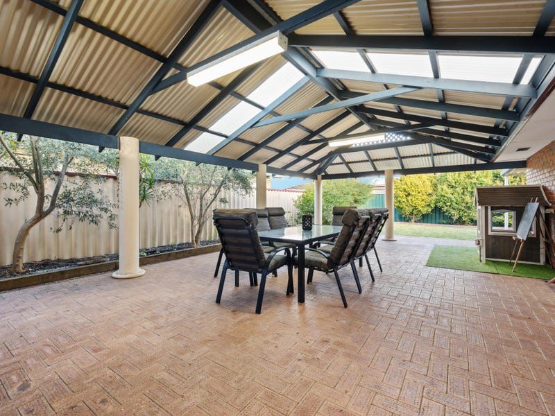 56 Bindoon Loop, Huntingdale