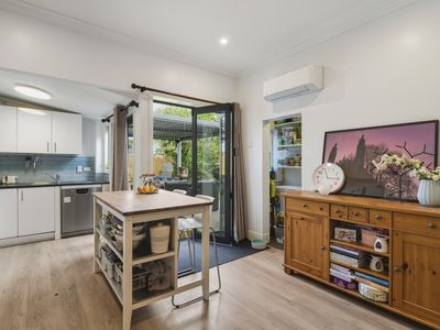 18 Alma Street, Saint Kilda