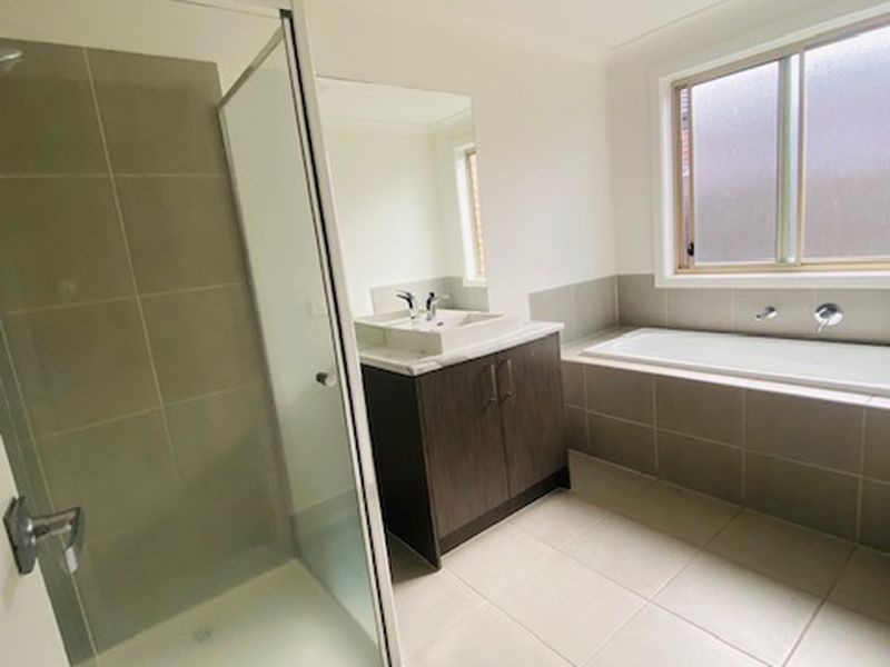 20 Suttie Street, Point Cook