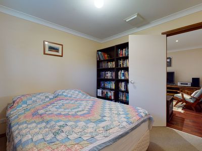 9 Loane Place, Dubbo