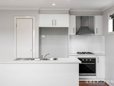 16 Abbott Street, Melton South
