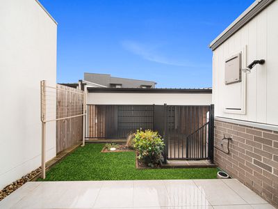 153 South Circuit, Oran Park
