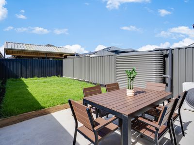 12 Beatrice Walk, Mansfield Park