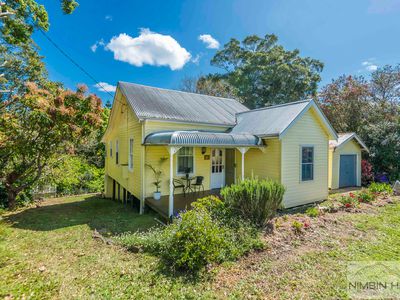 17 Standing Street, The Channon