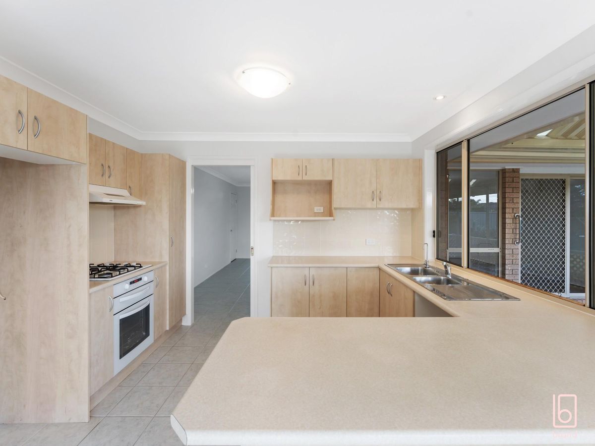 10 Georgia Drive, Hamlyn Terrace