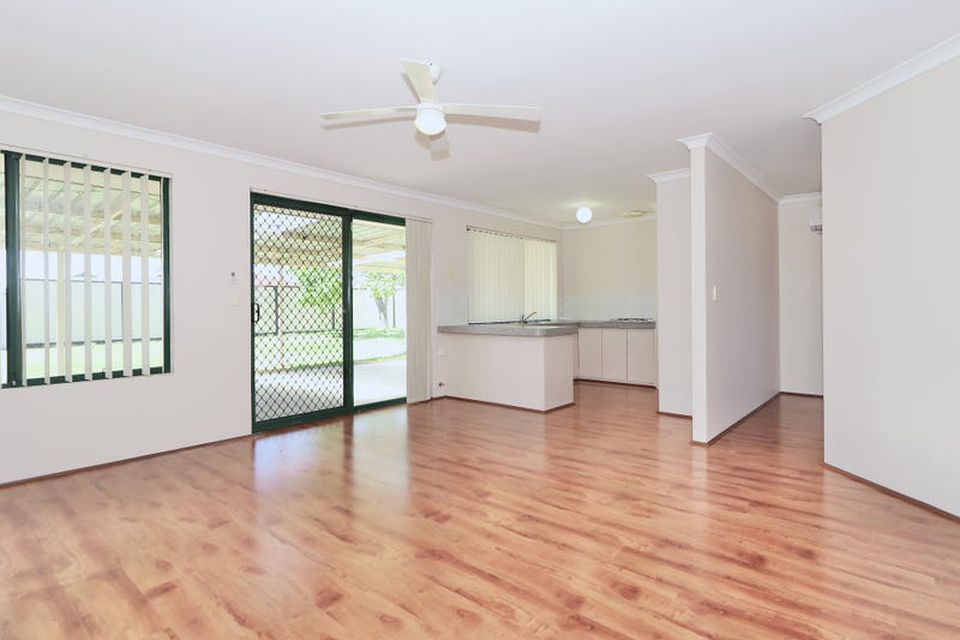 58 Oakwood Crescent, Waikiki