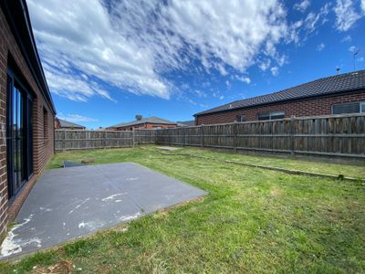 24 Goolwa Road, Point Cook