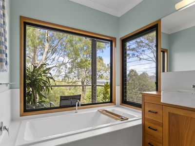 21 Woodglen Court, Samford Valley