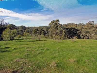 15 Vaughans Lane, Heathcote