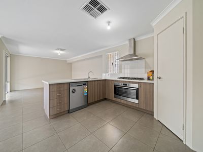 20 Montpellier Way, Piara Waters