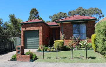 8 Euroa Avenue, Berwick
