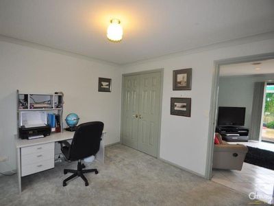 42 Twickenham Drive, Dubbo