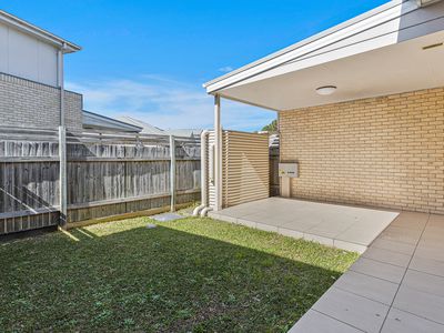 11 / 76 Essex Street, Berkeley