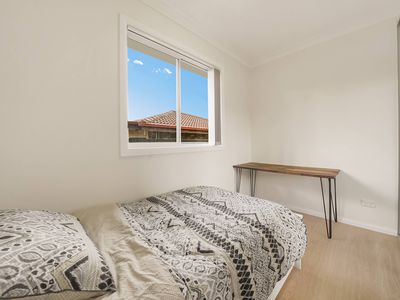 4 Windle Avenue, Hoxton Park