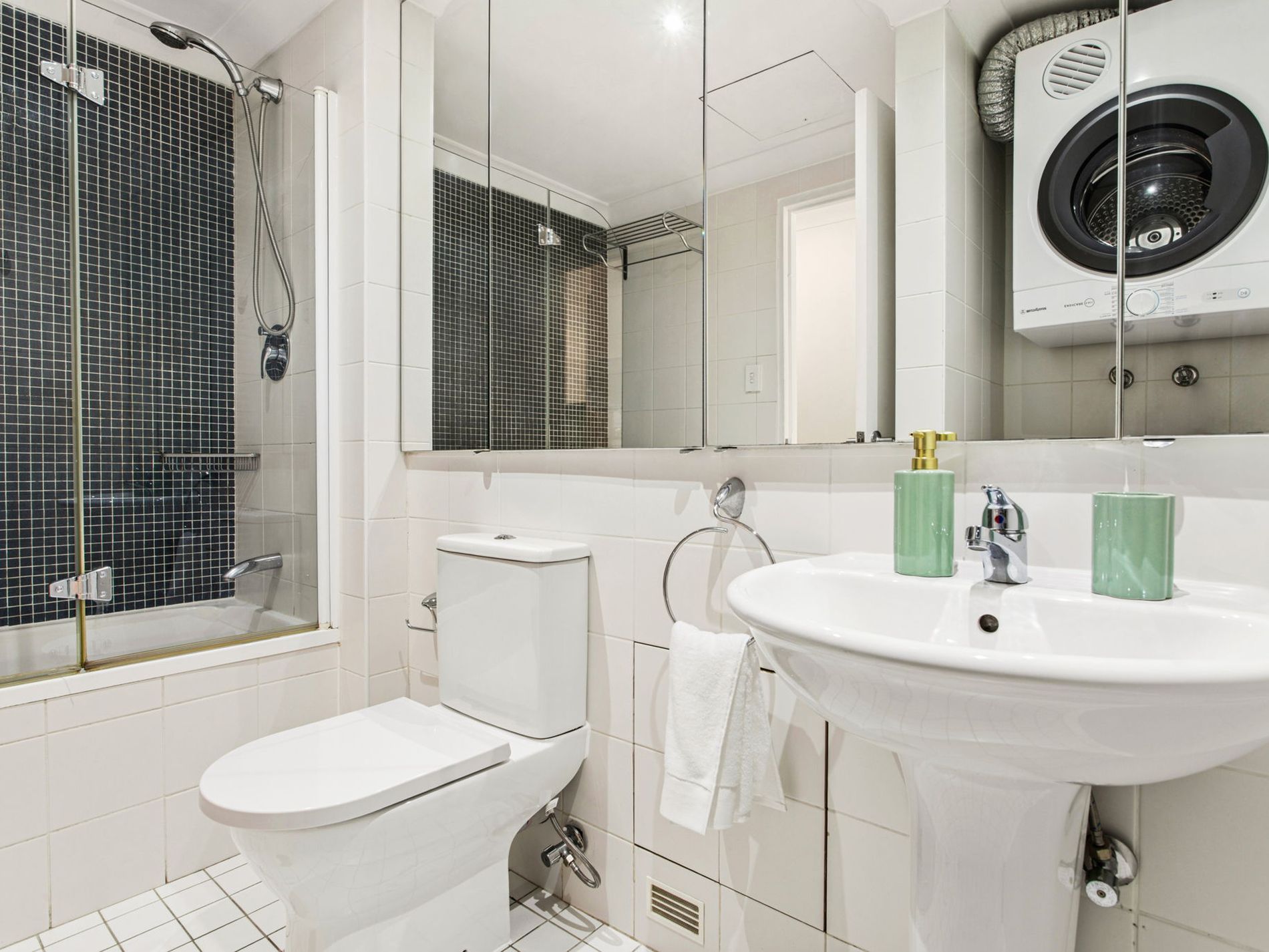 2 / 1 Shirley Street, Alexandria