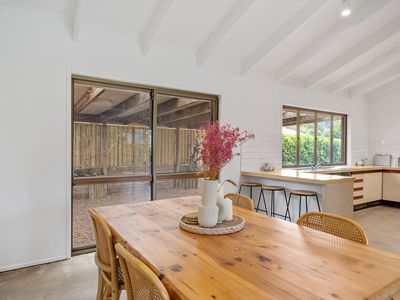 12 Cotswold Court, Rochedale South